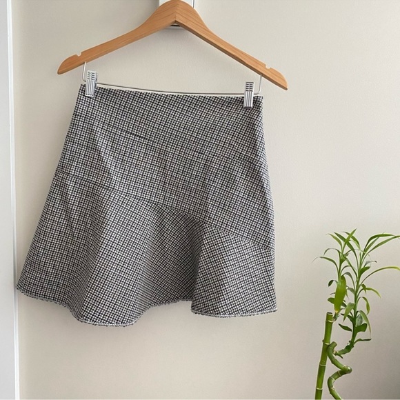 Maje Black White Houndstooth Asymmetric Mini Skirt - Picture 2 of 10